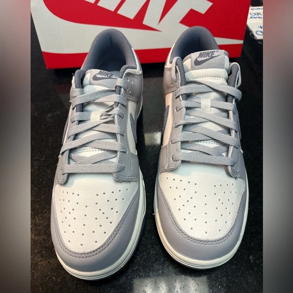 Sz various Nike Dunk Low SE Light Carbon